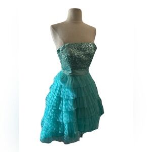 DEB Prom Homecoming Prom Ball Dress Sparkle Blow Green